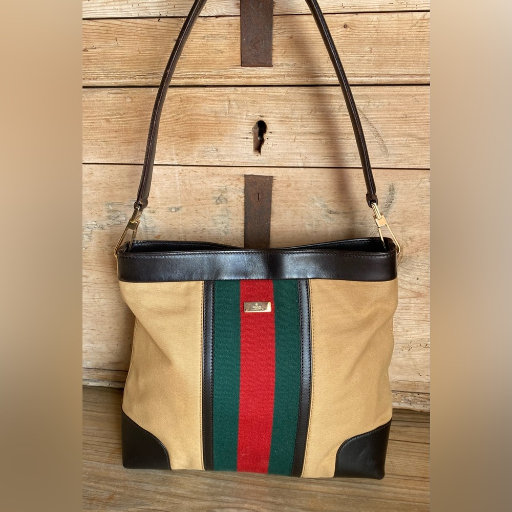 Authentic Gucci shoulder bag striped purse